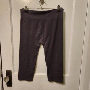 Orange Fashion Village Charcoal bamboo capris leggings